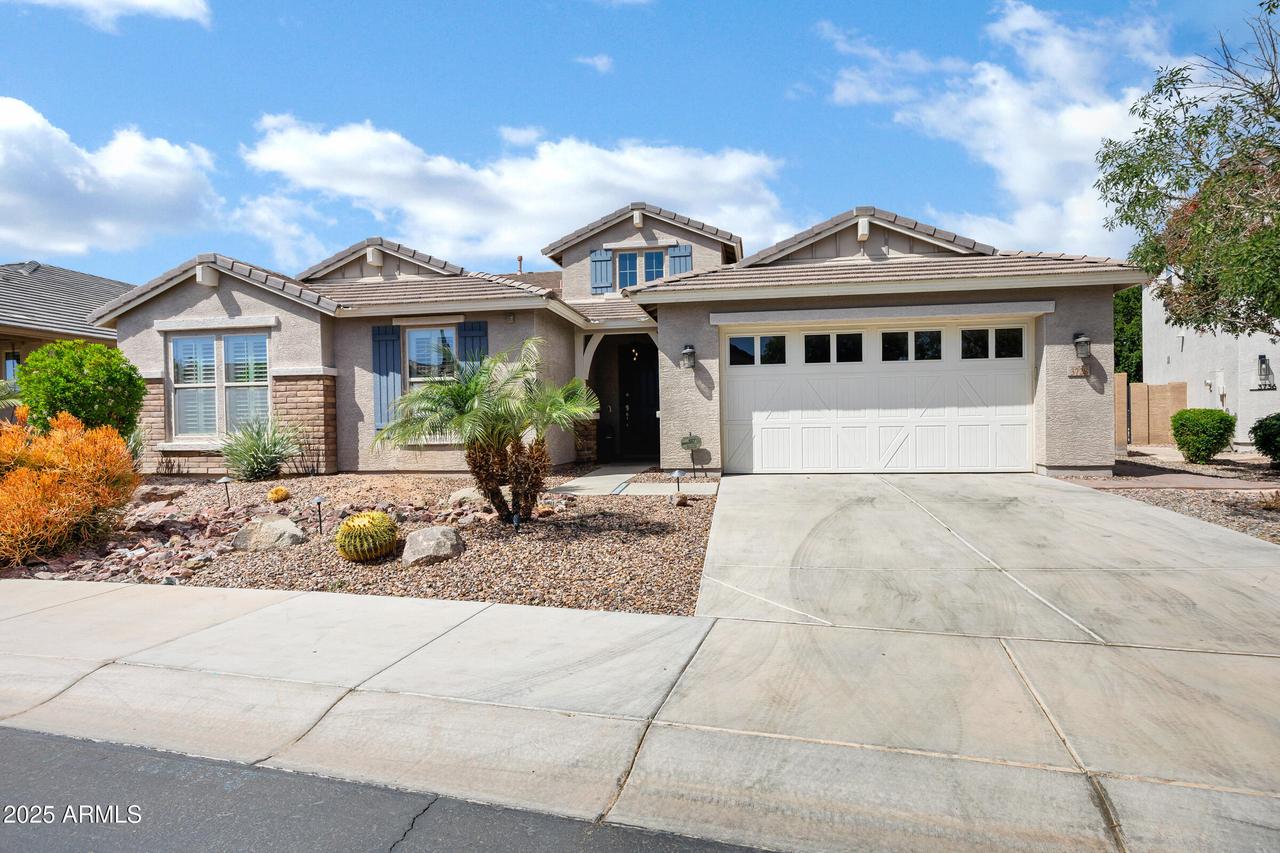 3728 E Narrowleaf Dr., Gilbert, AZ 85298