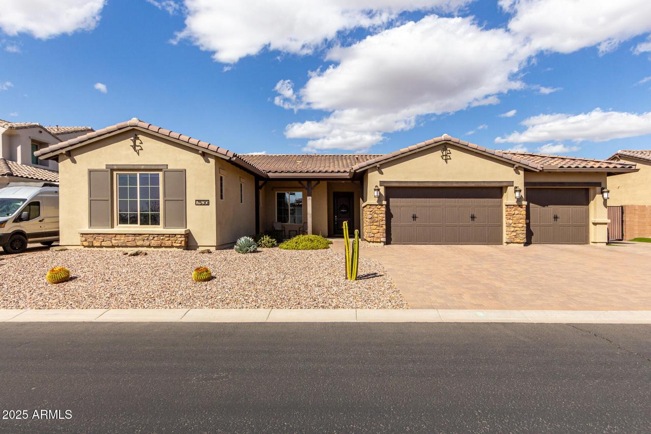 7630 E Knoll St., Mesa, AZ 85207