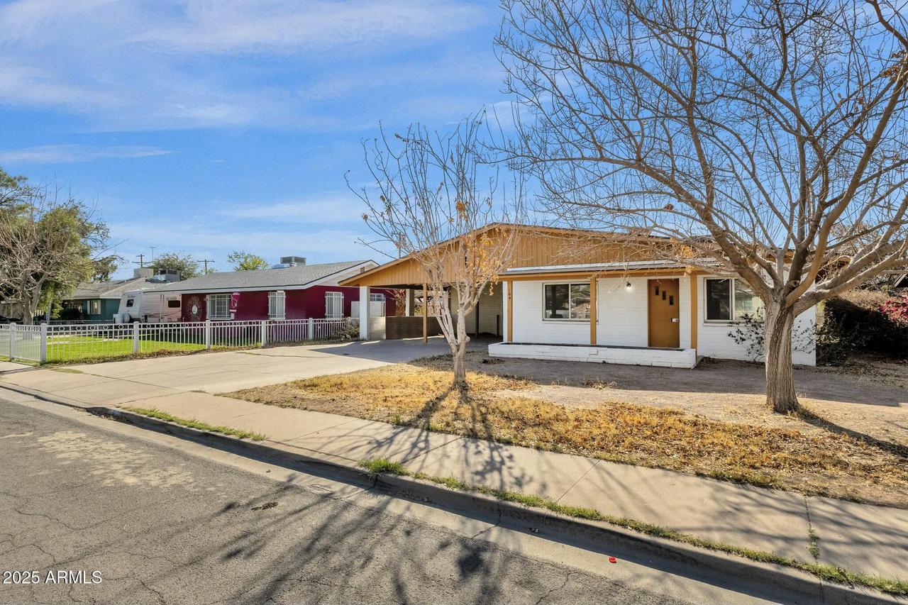 104 S Doran, Mesa, AZ 85204