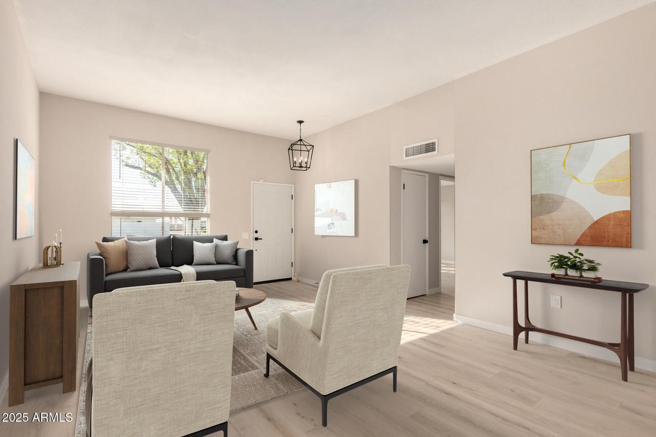 14213 N Newcastle Dr., Sun City, AZ 85351