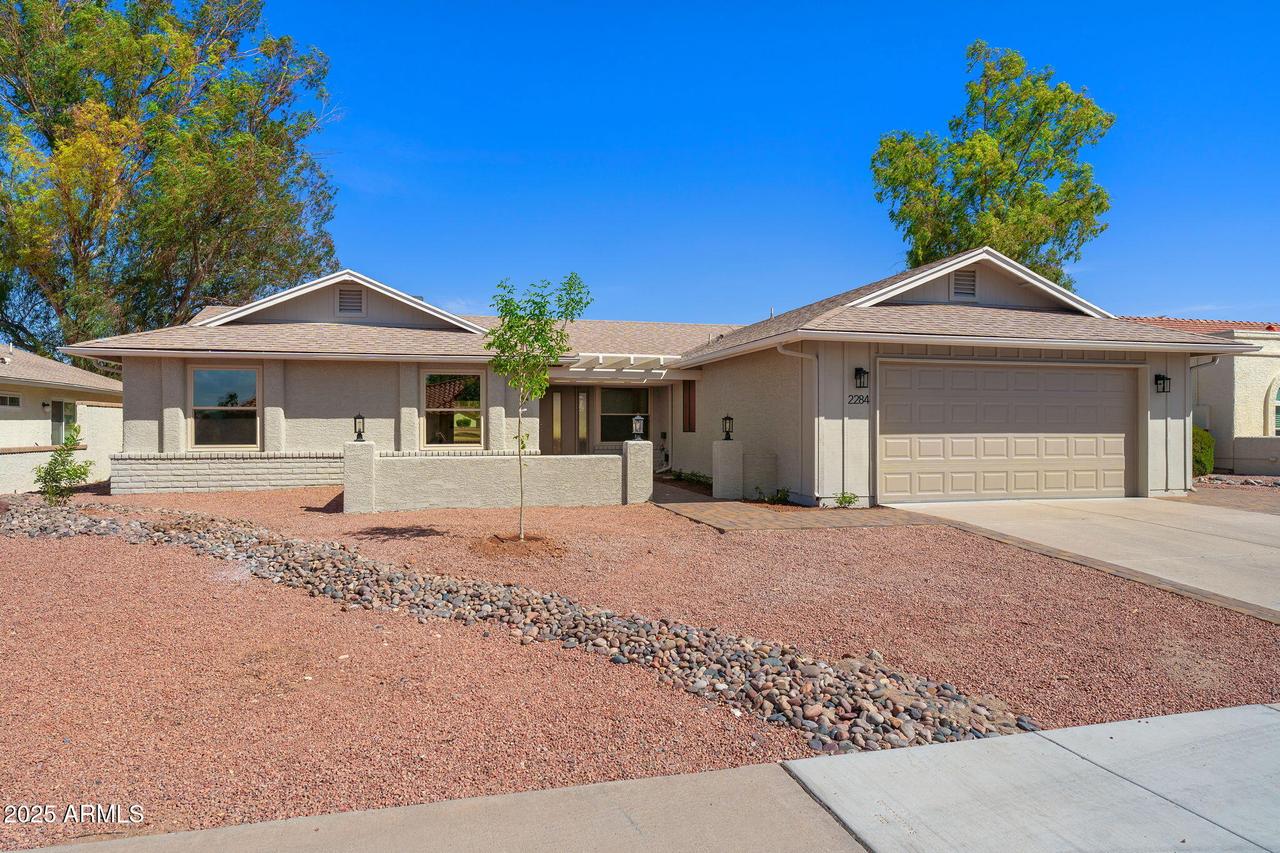 2284 Leisure World, Mesa, AZ 85206