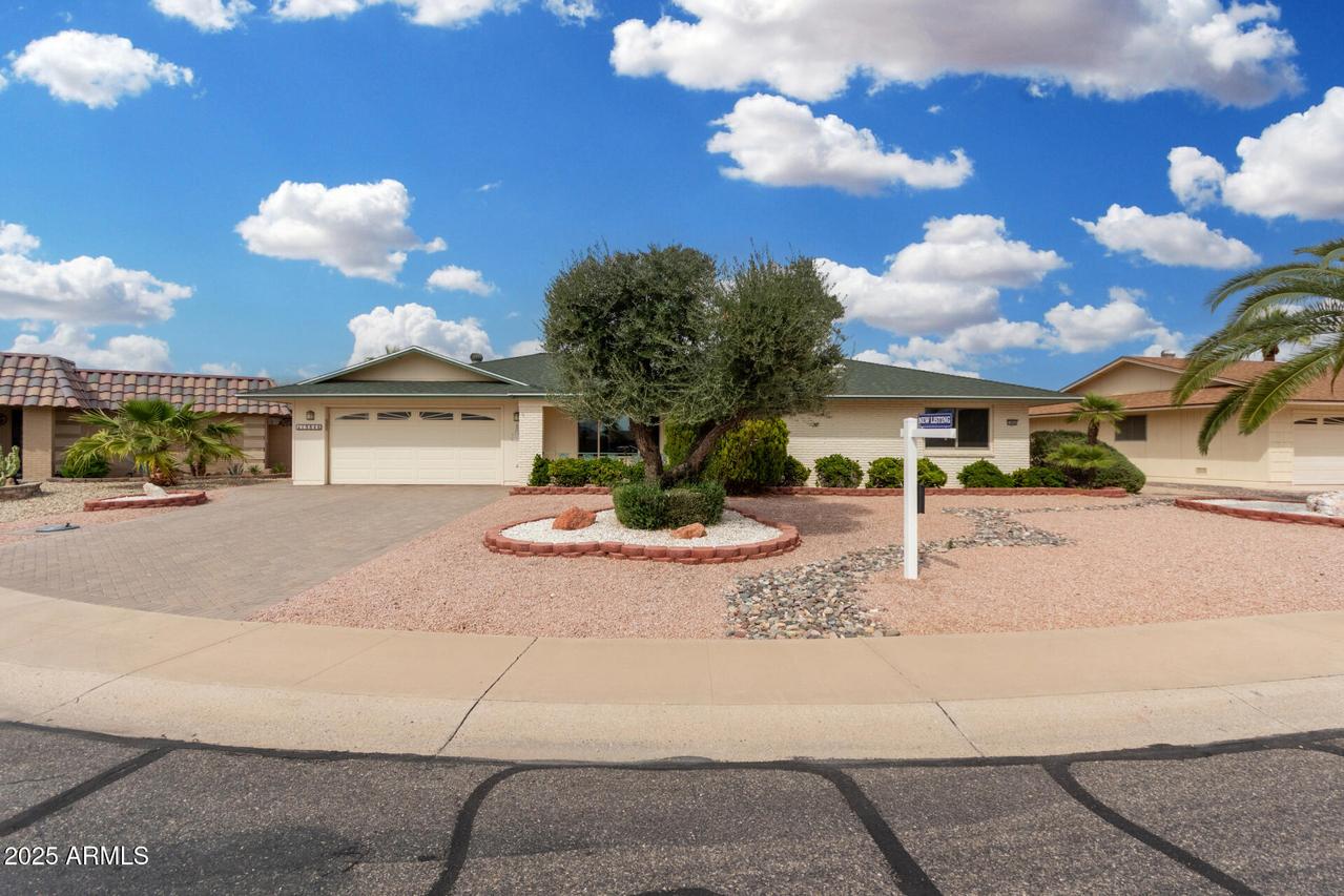 19846 N Turquoise Hills Dr., Sun City, AZ 85373