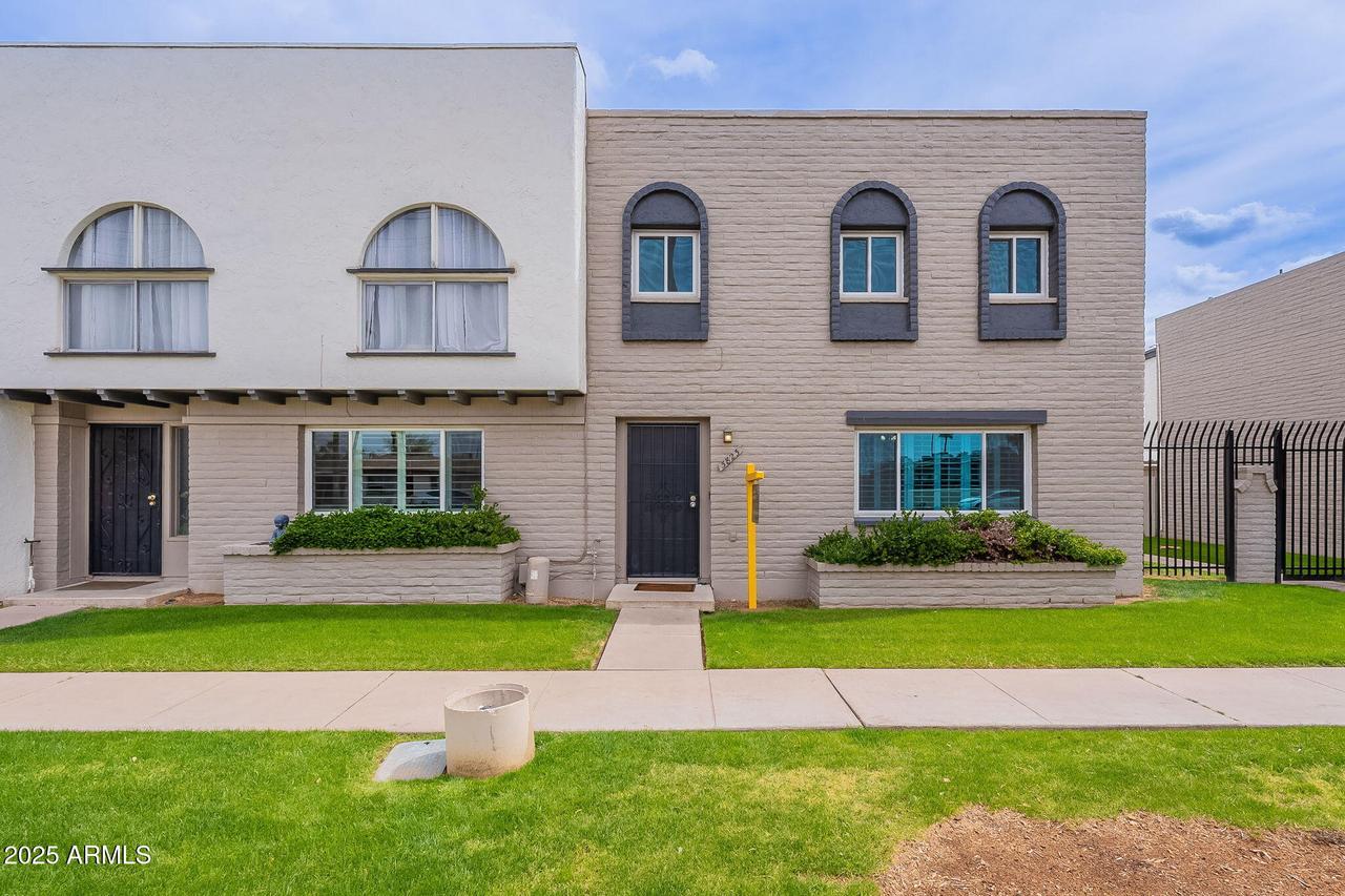 3823 N 28th St., Phoenix, AZ 85016