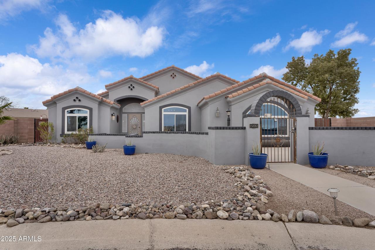 15482 S Sequoia Cir., Arizona City, AZ 85123