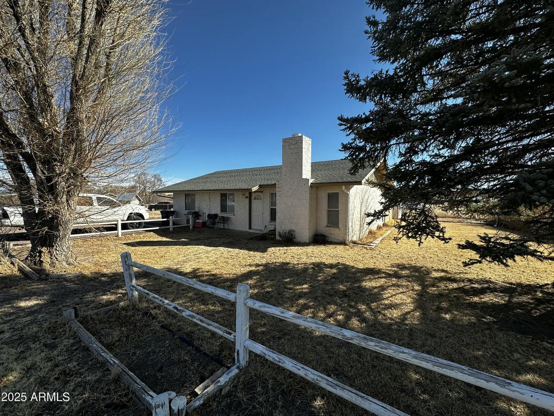 442 S Schuster Dr., Springerville, AZ 85938