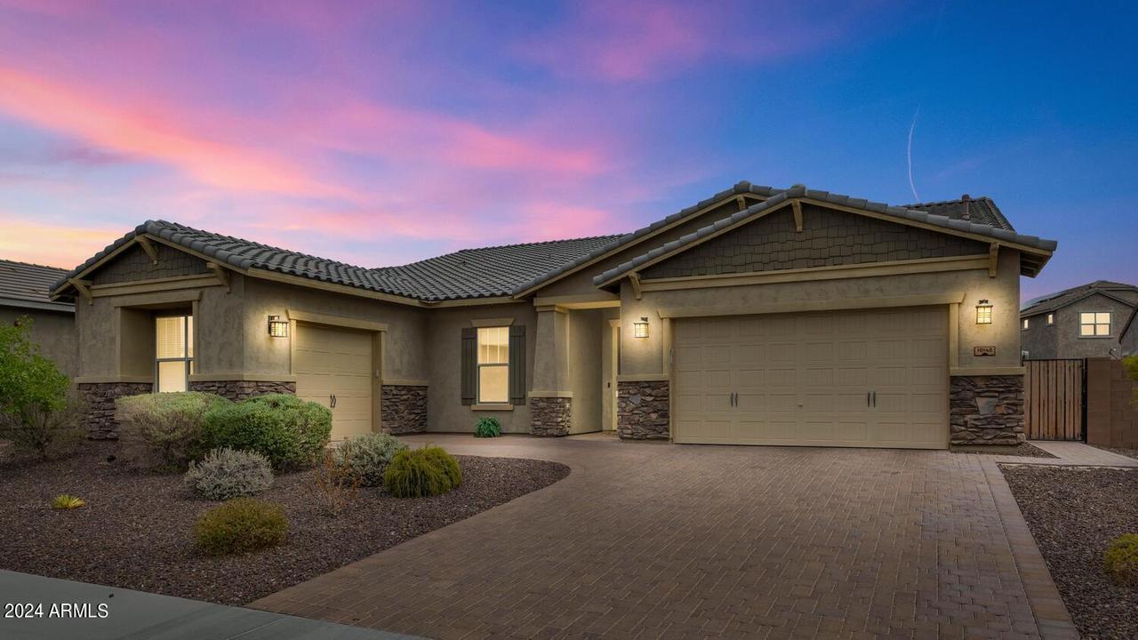 10148 W Avenida Del Rey, Peoria, AZ 85383