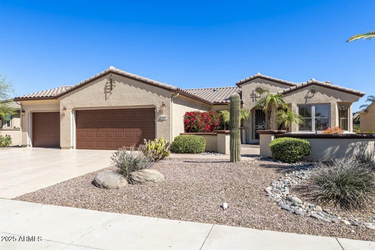 19075 N Hawthorn Dr., Surprise, AZ 85387