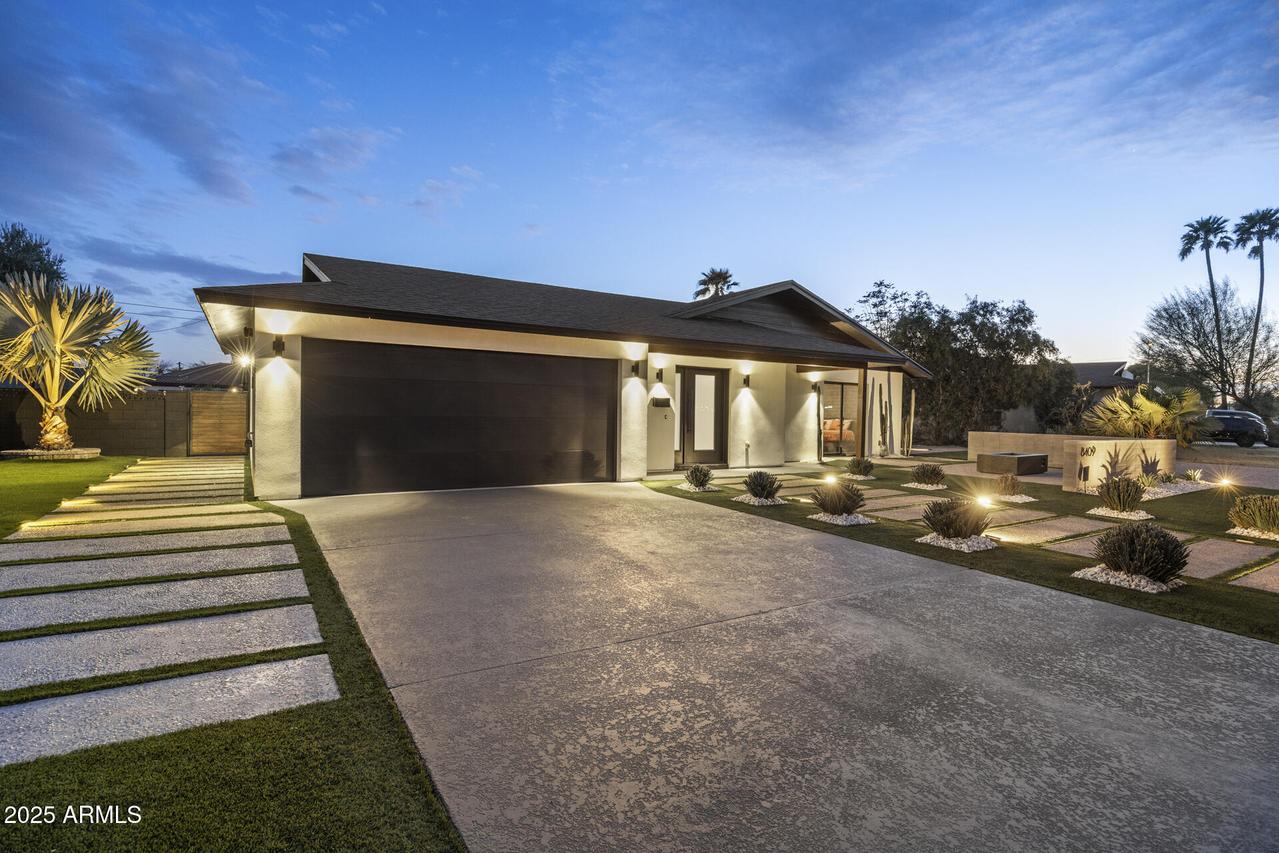8409 E Clarendon Ave., Scottsdale, AZ 85251