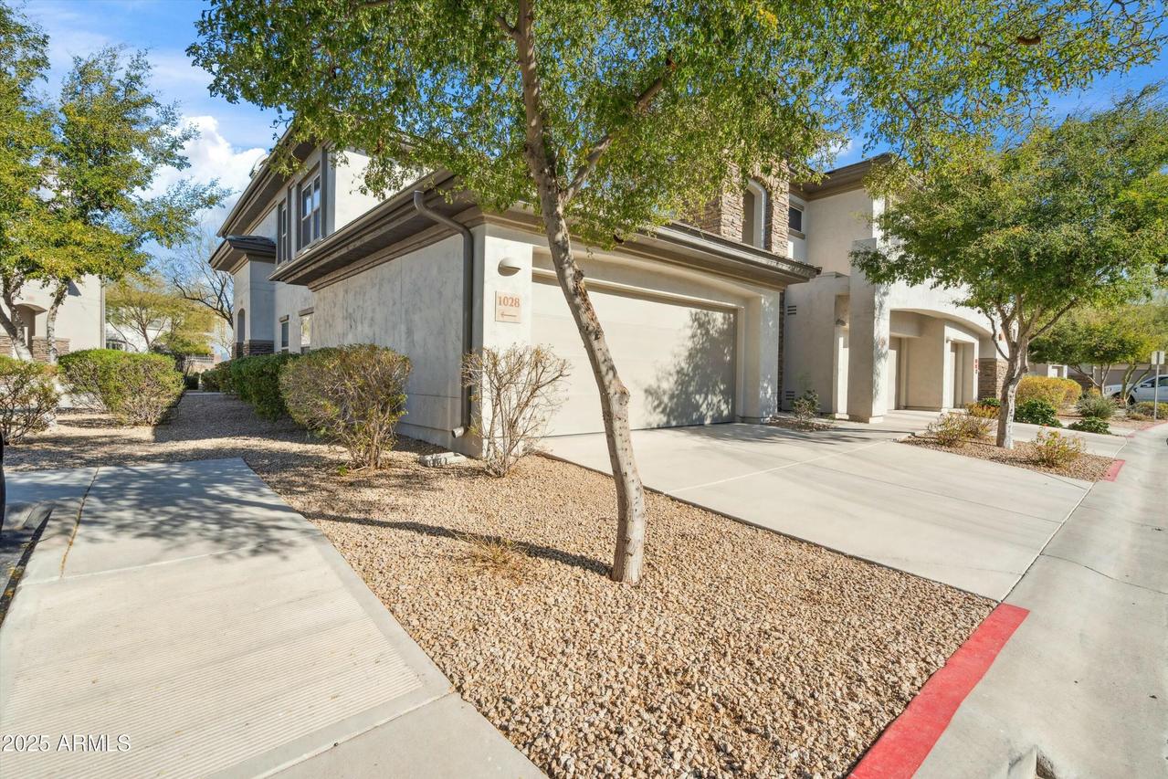33575 N Dove Lakes Dr. #2028, Cave Creek, AZ 85331