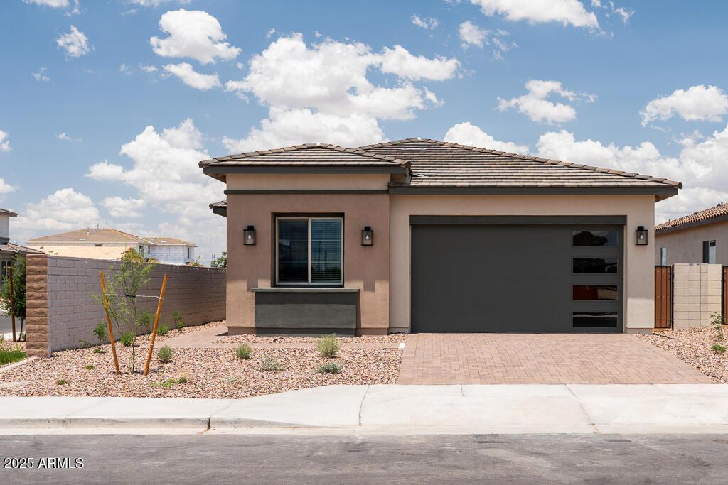 338 E Las Perlas Ln., San Tan Valley, AZ 85140