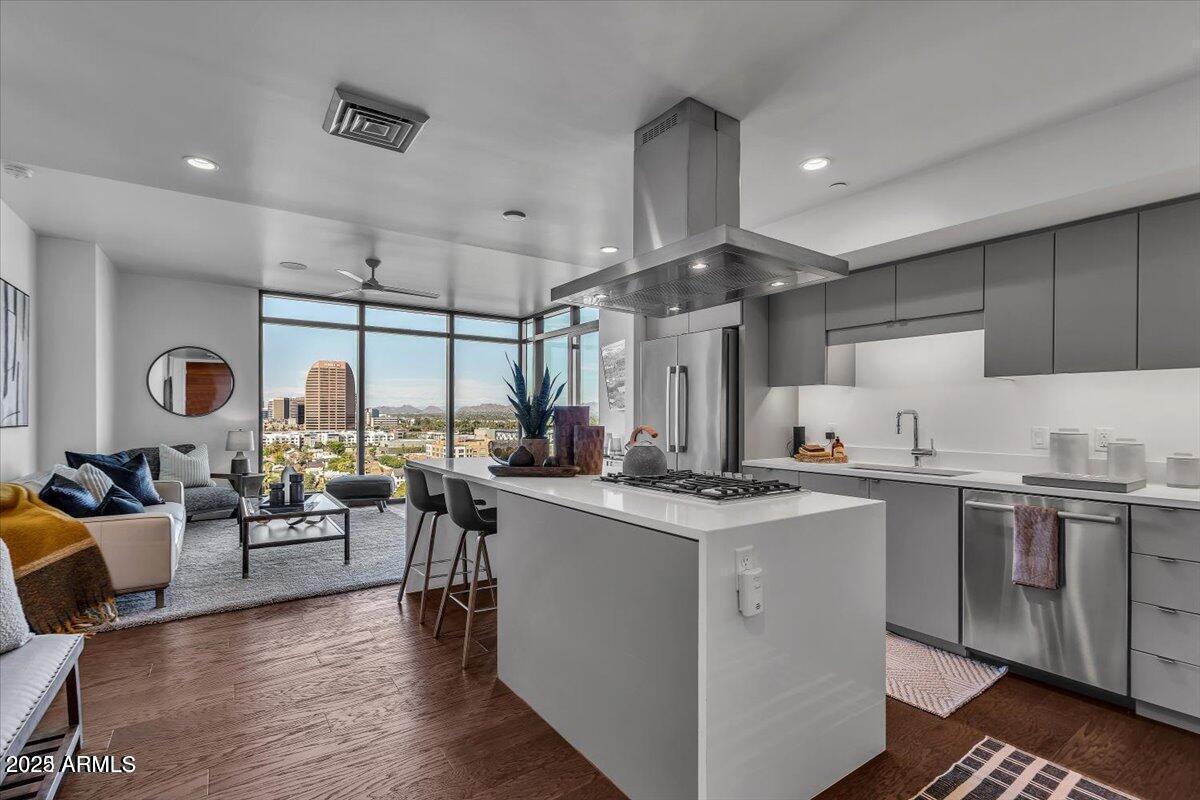200 W Portland St. #1222, Phoenix, AZ 85003