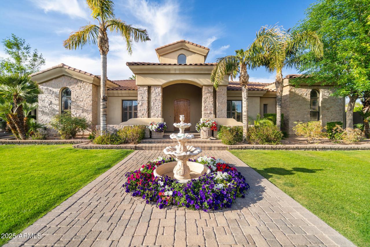 2760 W Laredo Pl., Chandler, AZ 85224