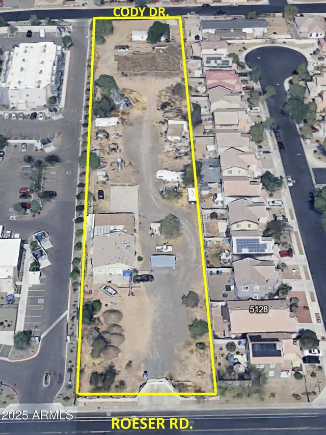 502 E Roeser Rd., Phoenix, AZ 85040
