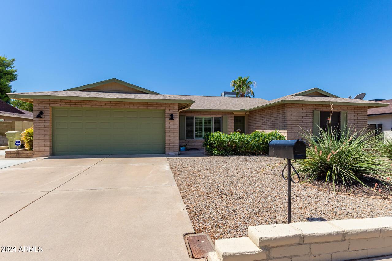4855 W Turquoise Ave., Glendale, AZ 85302