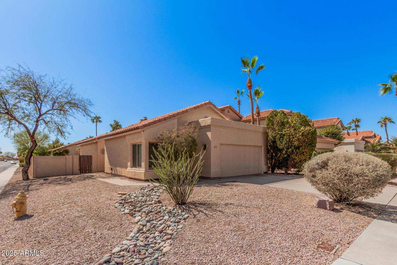 4353 E Desert Wind Dr., Phoenix, AZ 85044