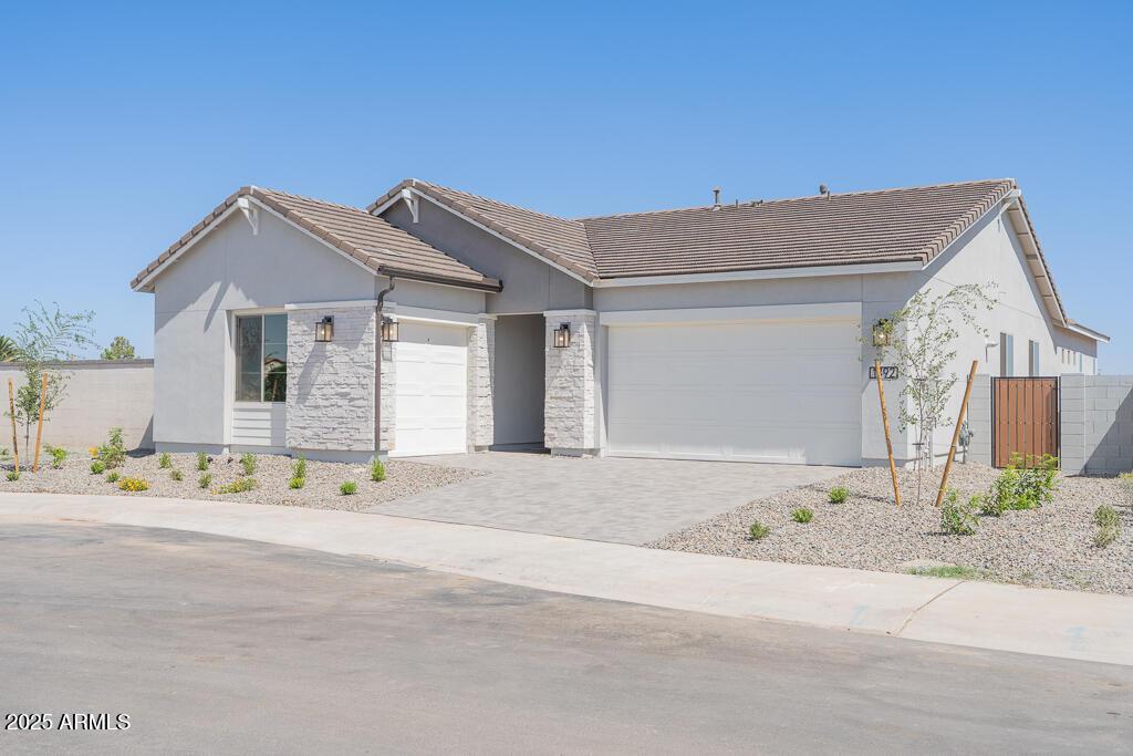1892 E Empeltre Rd., San Tan Valley, AZ 85140