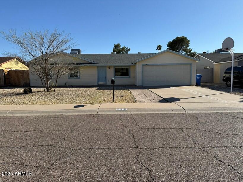 3515 E Winchcomb Dr., Phoenix, AZ 85032