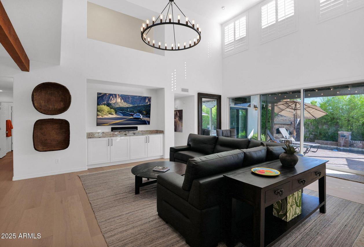 3811 N 64th St., Scottsdale, AZ 85251