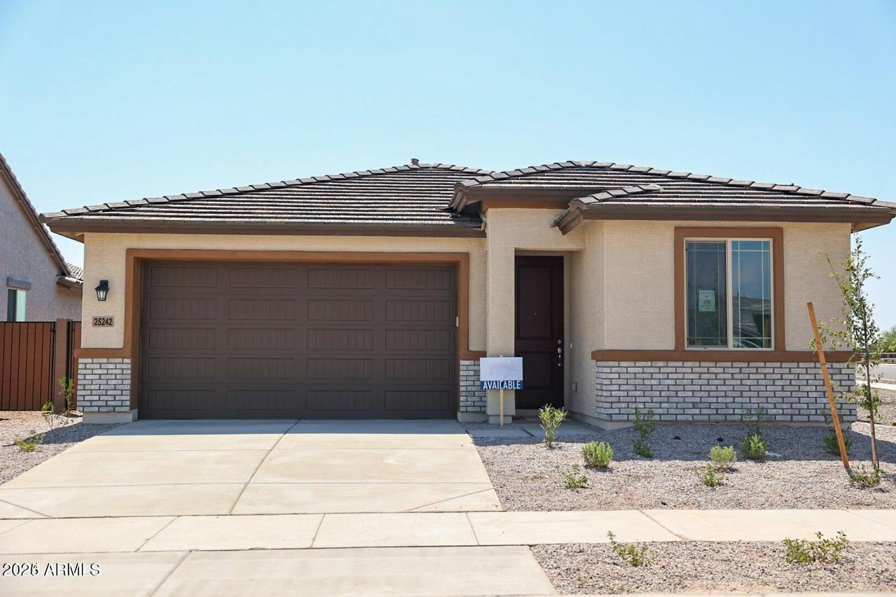 25242 N 156th Ln., Surprise, AZ 85387