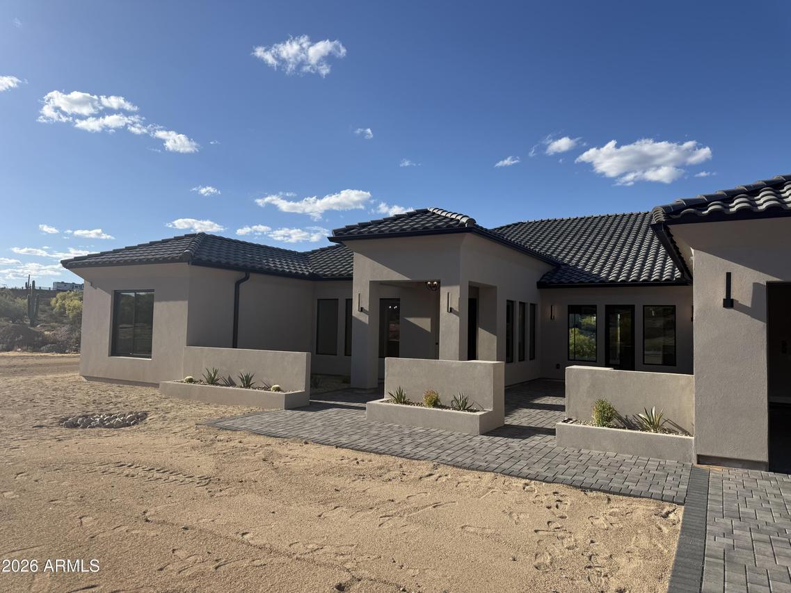 544 E Amber Sun Dr., Phoenix, AZ 85086