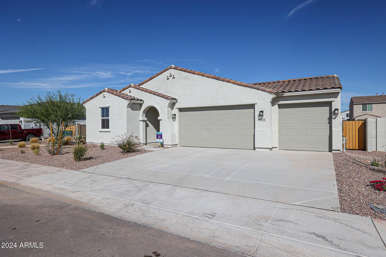 35680 W Mallorca Ave., Maricopa, AZ 85138
