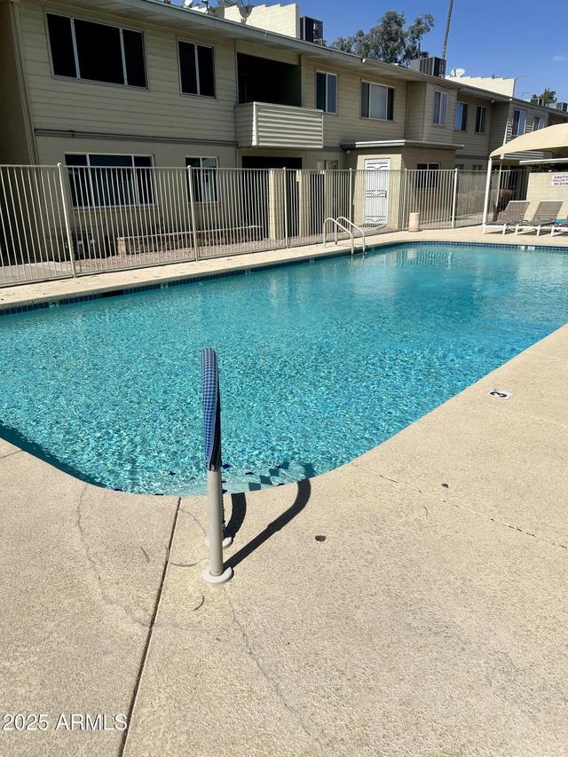 2605 W Rose Lane #B201, Phoenix, AZ 85017