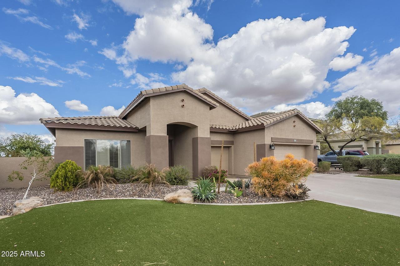 1154 E Kramer Cir., Mesa, AZ 85203