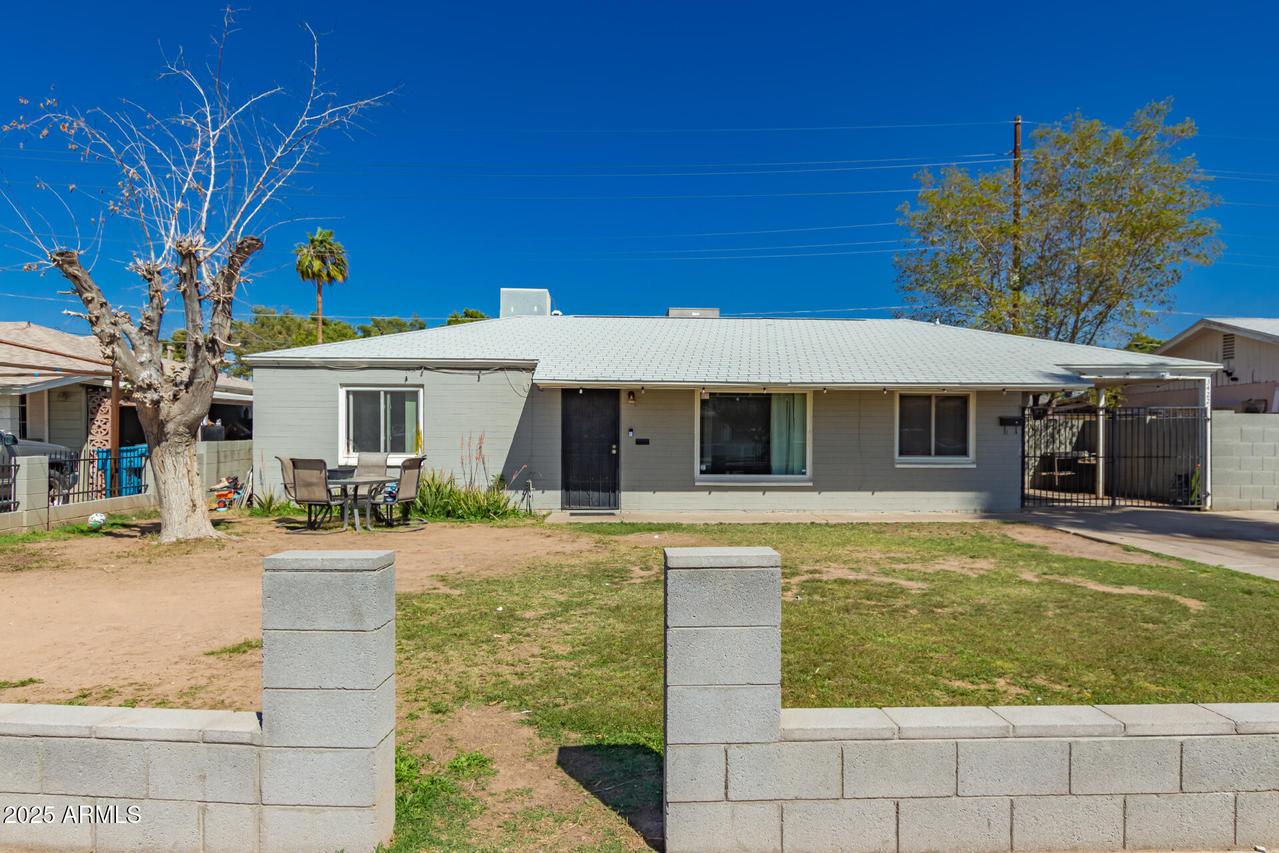 3422 W Sells Dr., Phoenix, AZ 85017