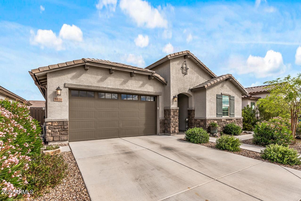 5831 N 196th Ln., Litchfield Park, AZ 85340