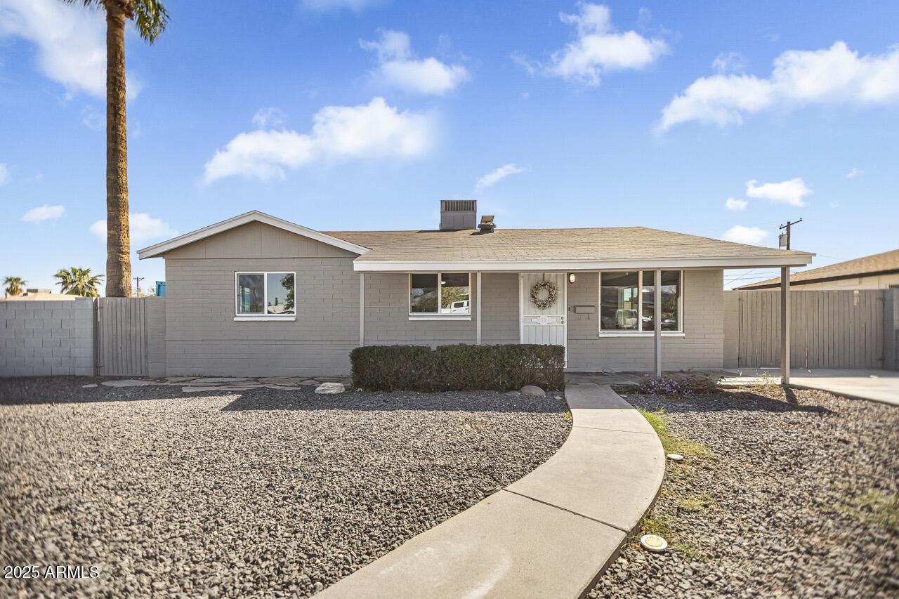 2921 W Luke Ave., Phoenix, AZ 85017
