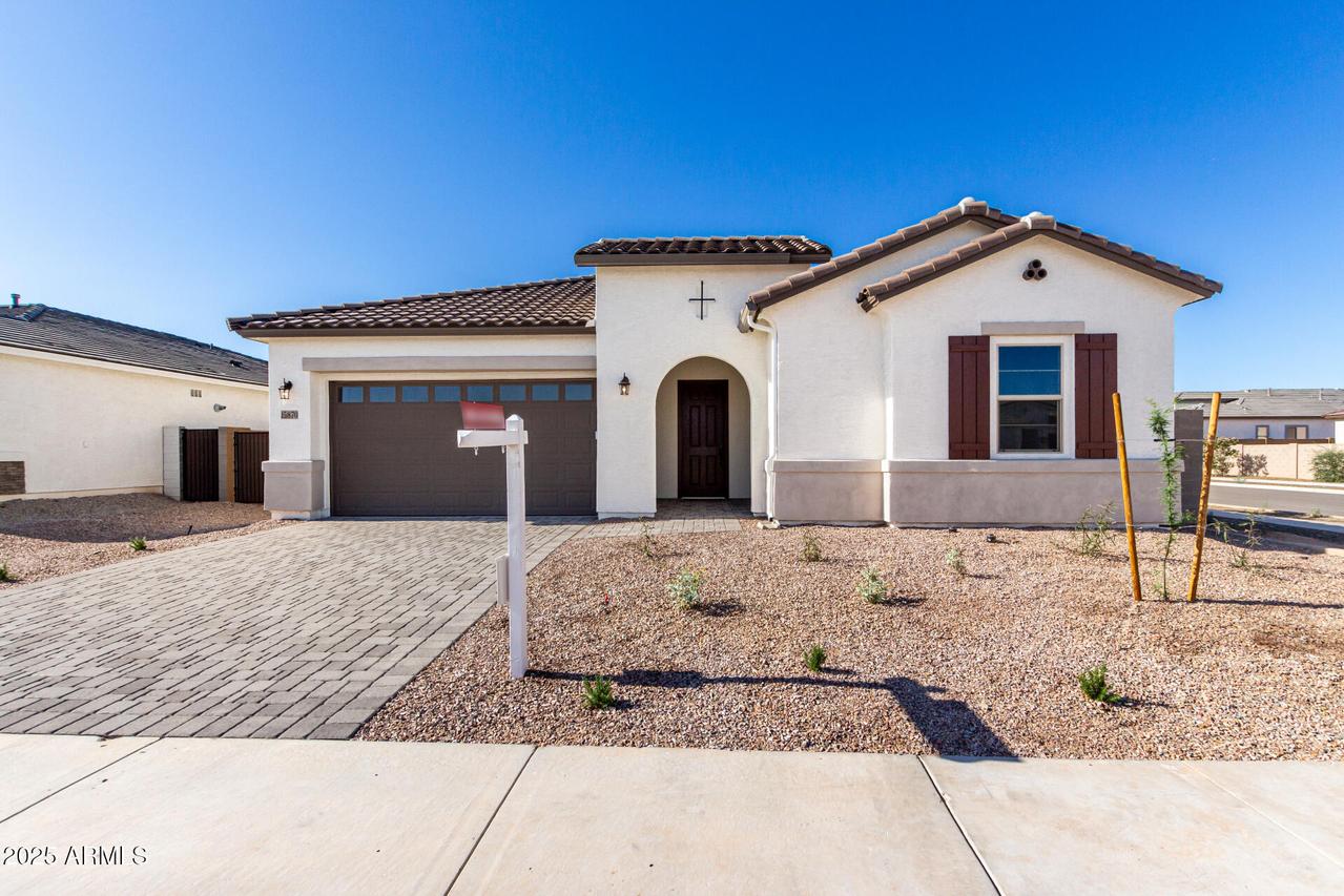 15870 W Bronco Tr., Surprise, AZ 85387