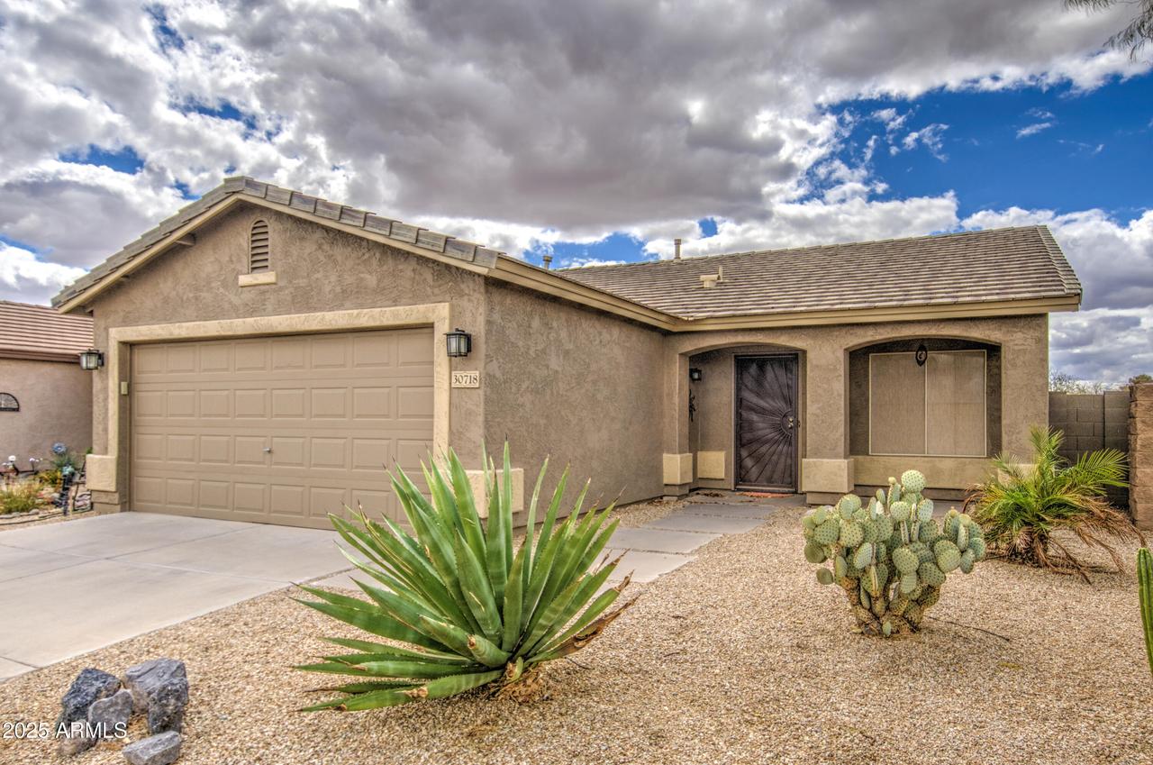 30718 N Coral Bean Dr., San Tan Valley, AZ 85143