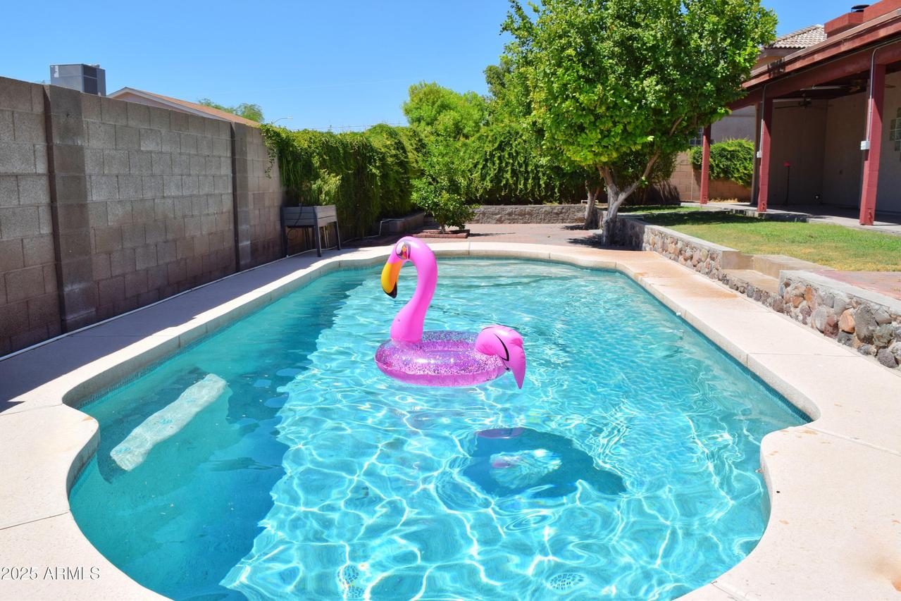 15842 N 50th Dr., Glendale, AZ 85306