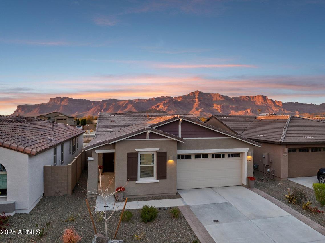 12660 E Pivot Peak, Gold Canyon, AZ 85118