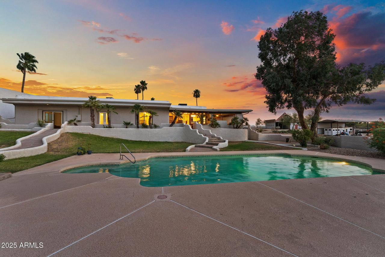 1890 Hillside Dr., Wickenburg, AZ 85390
