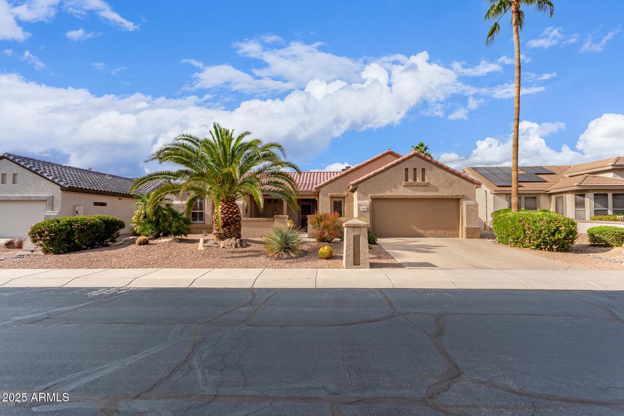 15850 W Silver Breeze Dr., Surprise, AZ 85374
