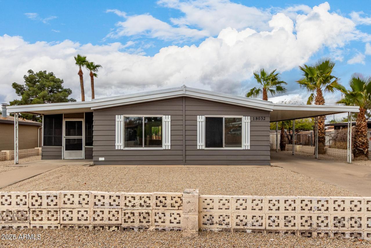 18032 N 3rd Pl., Phoenix, AZ 85022