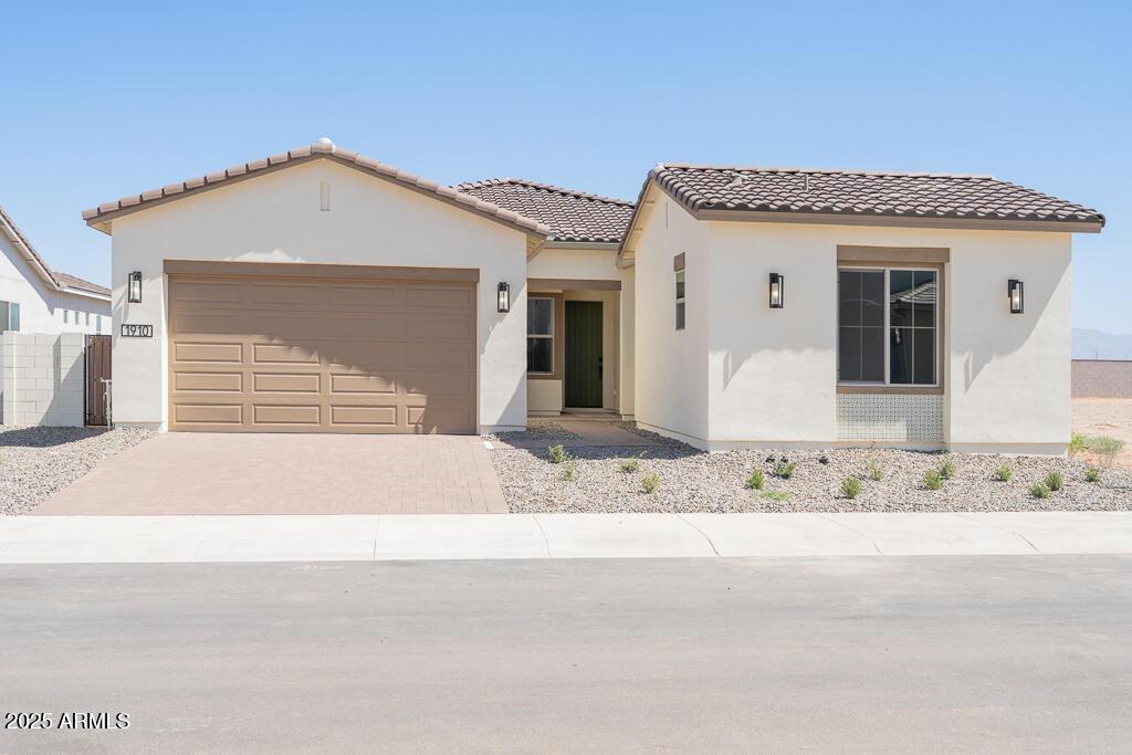 1910 E Empeltre Rd., San Tan Valley, AZ 85140