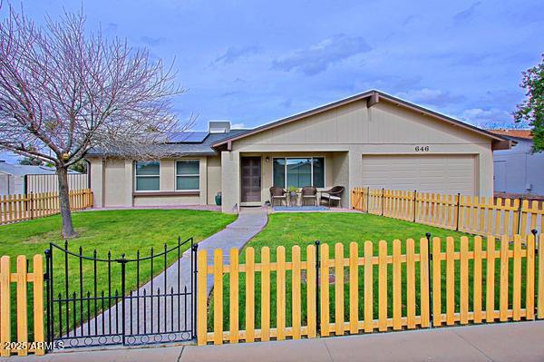 646 W Los Lagos Vista Ave., Mesa, AZ 85210