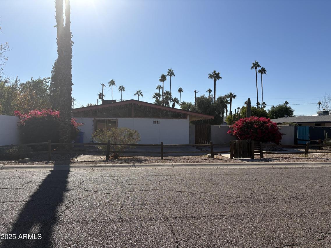 2731 E Montecito Ave., Phoenix, AZ 85016