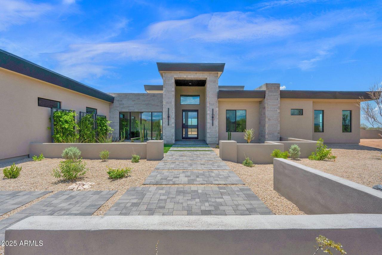 7261 E Via Dona Rd., Scottsdale, AZ 85266