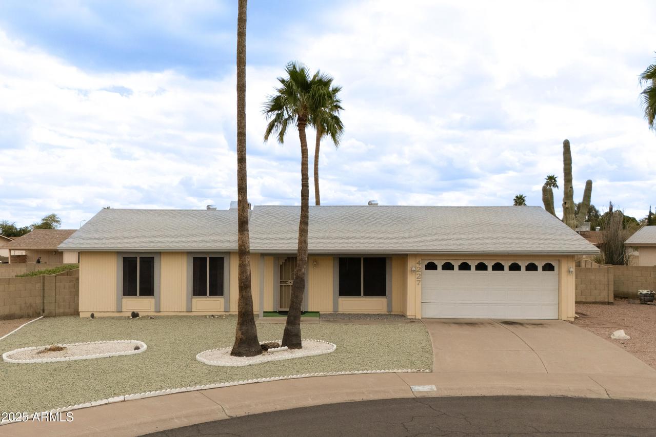 4227 E Yowy St., Phoenix, AZ 85044