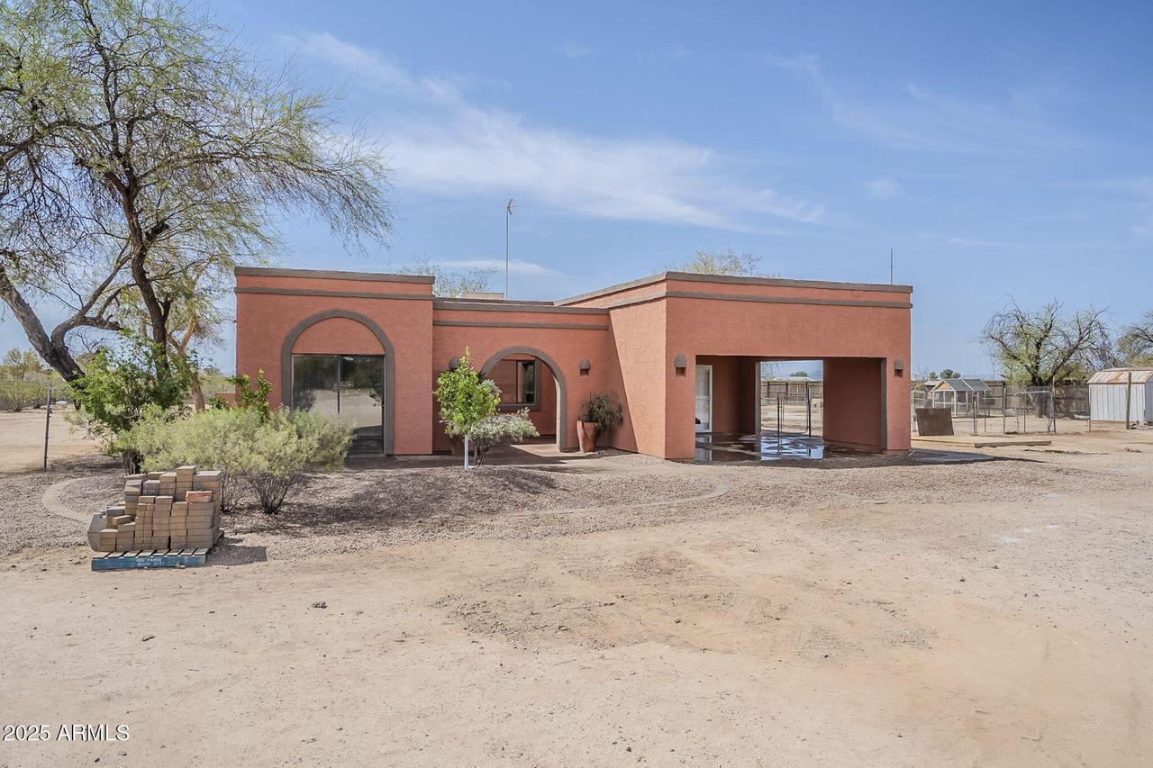 15675 W Hopi Dr., Casa Grande, AZ 85122