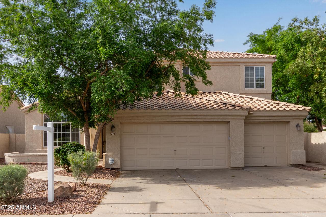 243 W Candlewood Ln., Gilbert, AZ 85233