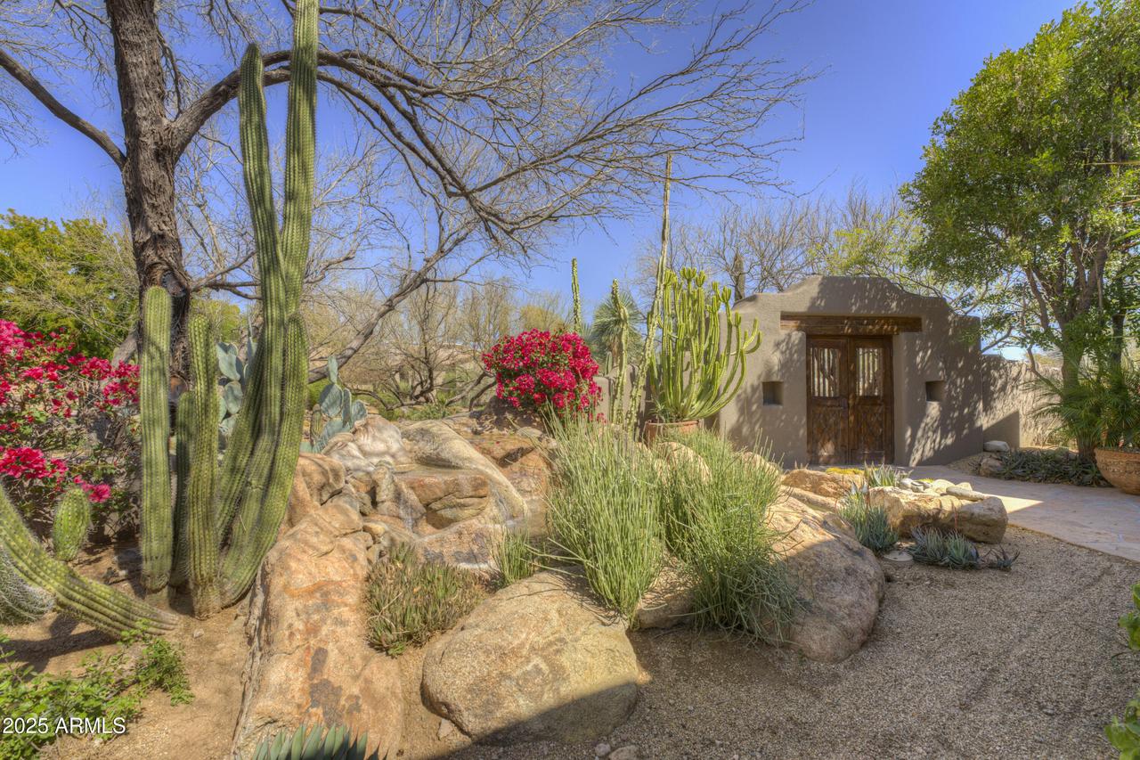 3119 Arroyo Hondo Rd., Carefree, AZ 85377
