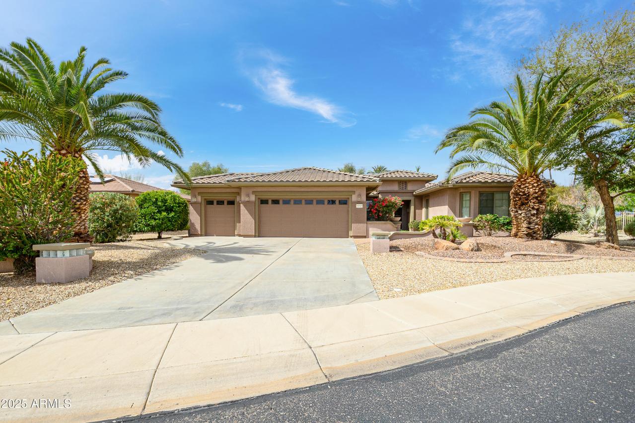 20562 N Bear Canyon Ct., Surprise, AZ 85387