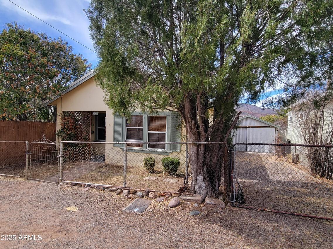 305 Shattuck St., Bisbee, AZ 85603