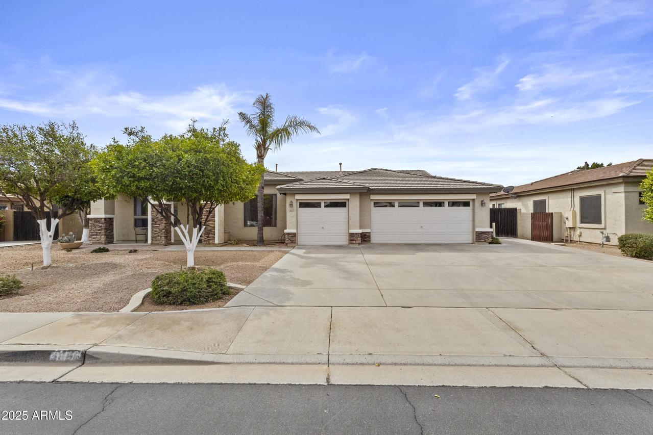 4665 E Dartmouth St., Mesa, AZ 85205