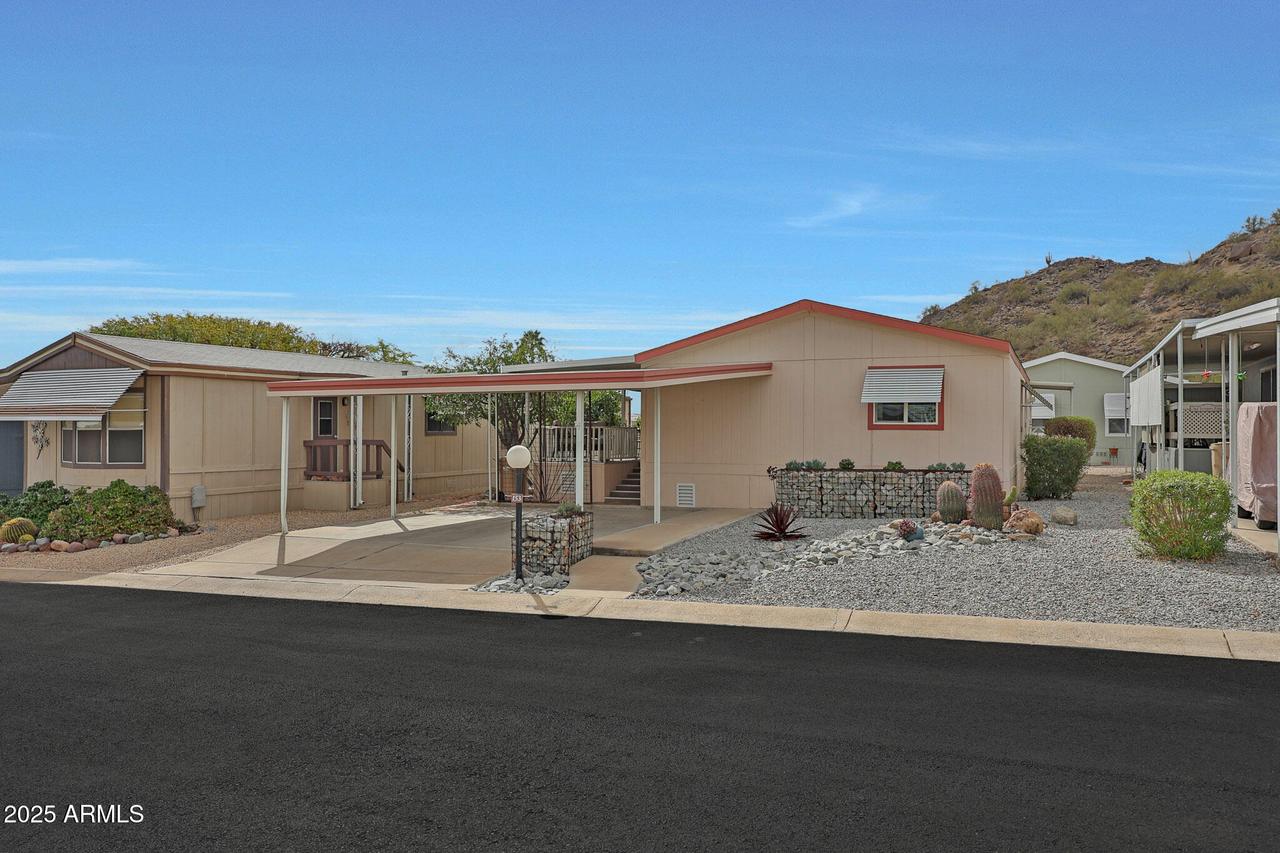 2233 E Behrend Dr. #153, Phoenix, AZ 85024