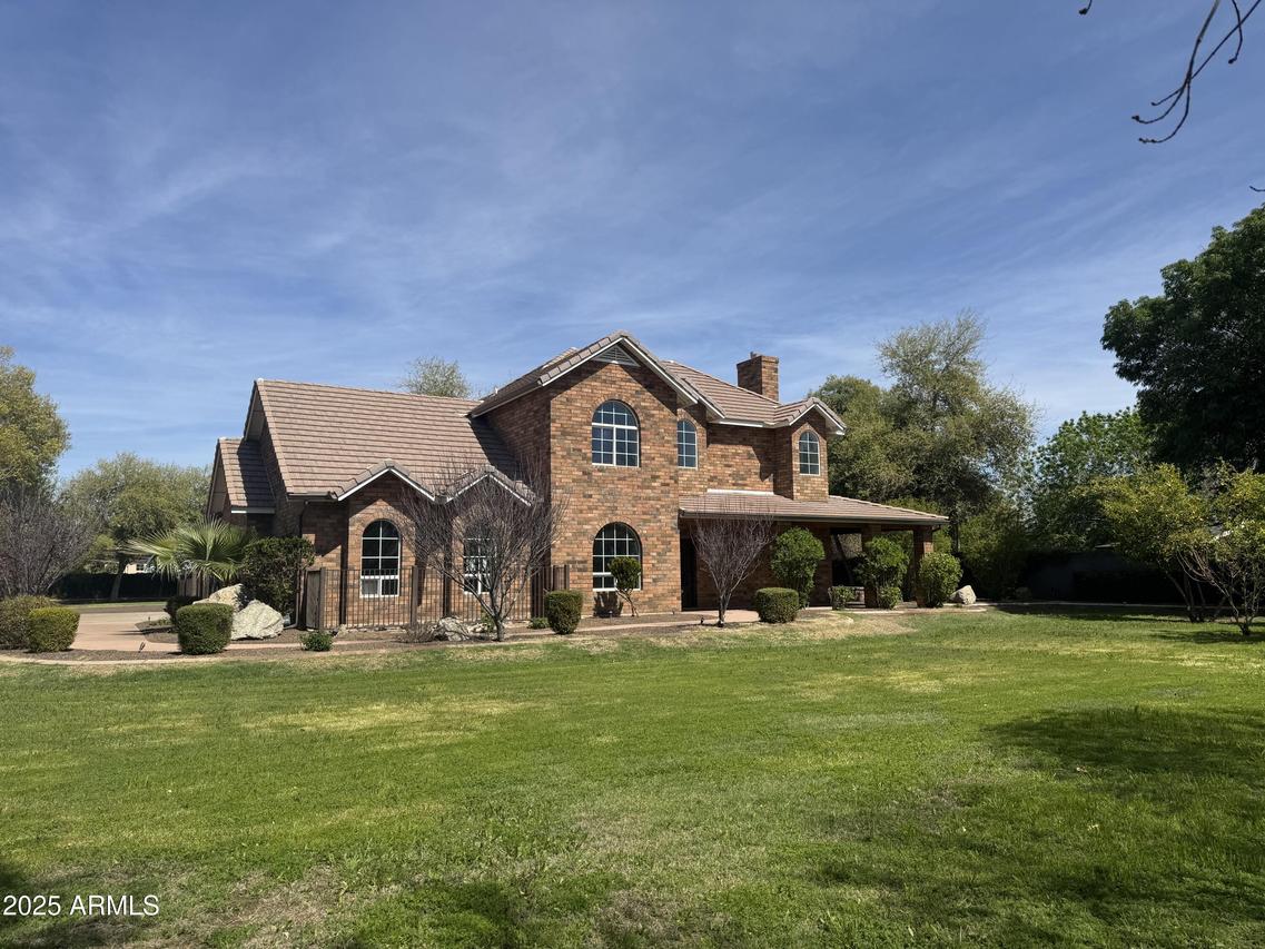 2904 W Belmont Ave., Phoenix, AZ 85051